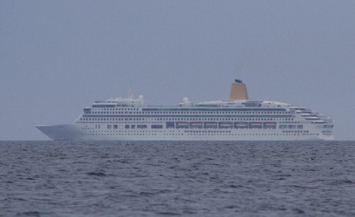 Good to know that even Aurora\' - a huge 271m luxury, ice-class cruise ship over thirty times longer than Teleport found the weather impressive