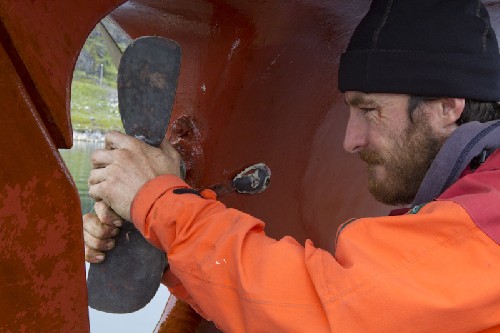 Taking the prop apart