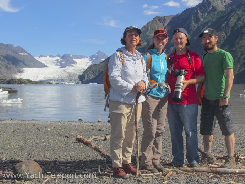 Us and Jess\'s parents Max and Judith at Glacier lake