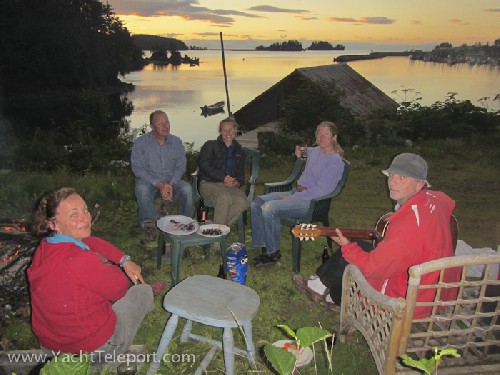 Final amazing BBQ dinner with Megan, Luc and Jess\'s folks