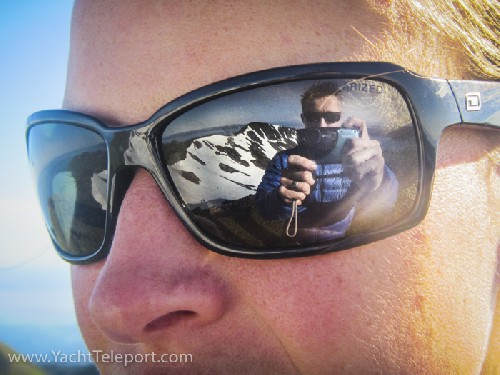 cool reflection in Jess\'s Dirty Dog Sunnies - Click for full-size.